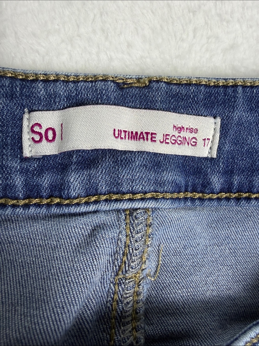 High Rise Ultimate Jegging Size 17 - Picture 2 of 7